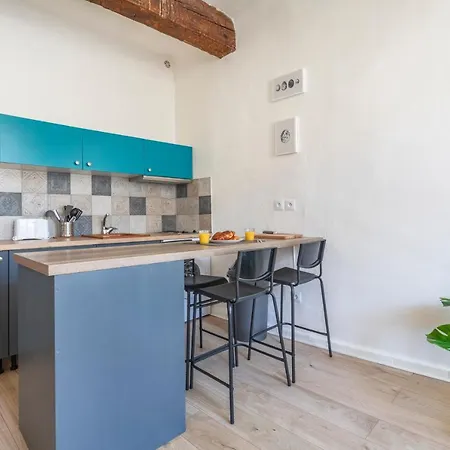 Place Cardeurs Apartment Aix-en-Provence