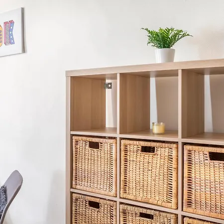 Place Cardeurs Apartment